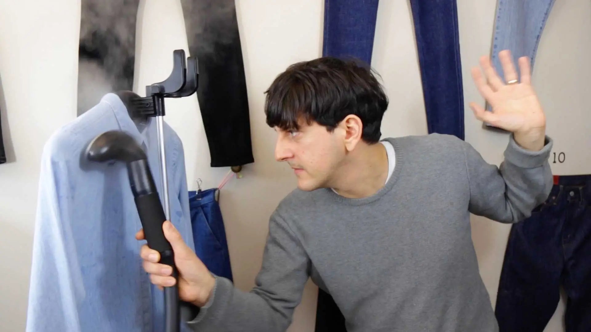How-To-Use-A-Clothes-Steamer-1